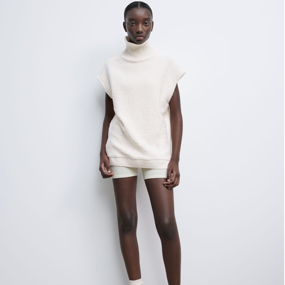 Zara Cream Boucle Turtleneck Sweater Vest one size fits all